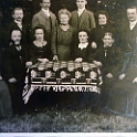 Bild 21 mit Text. Peter Josef Weishaupt -Schobbe- und Gertrud geb. Schütt mit ihren 11 Kindern